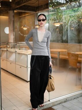 Gray Beaded V-Neck Long Sleeve Sweater